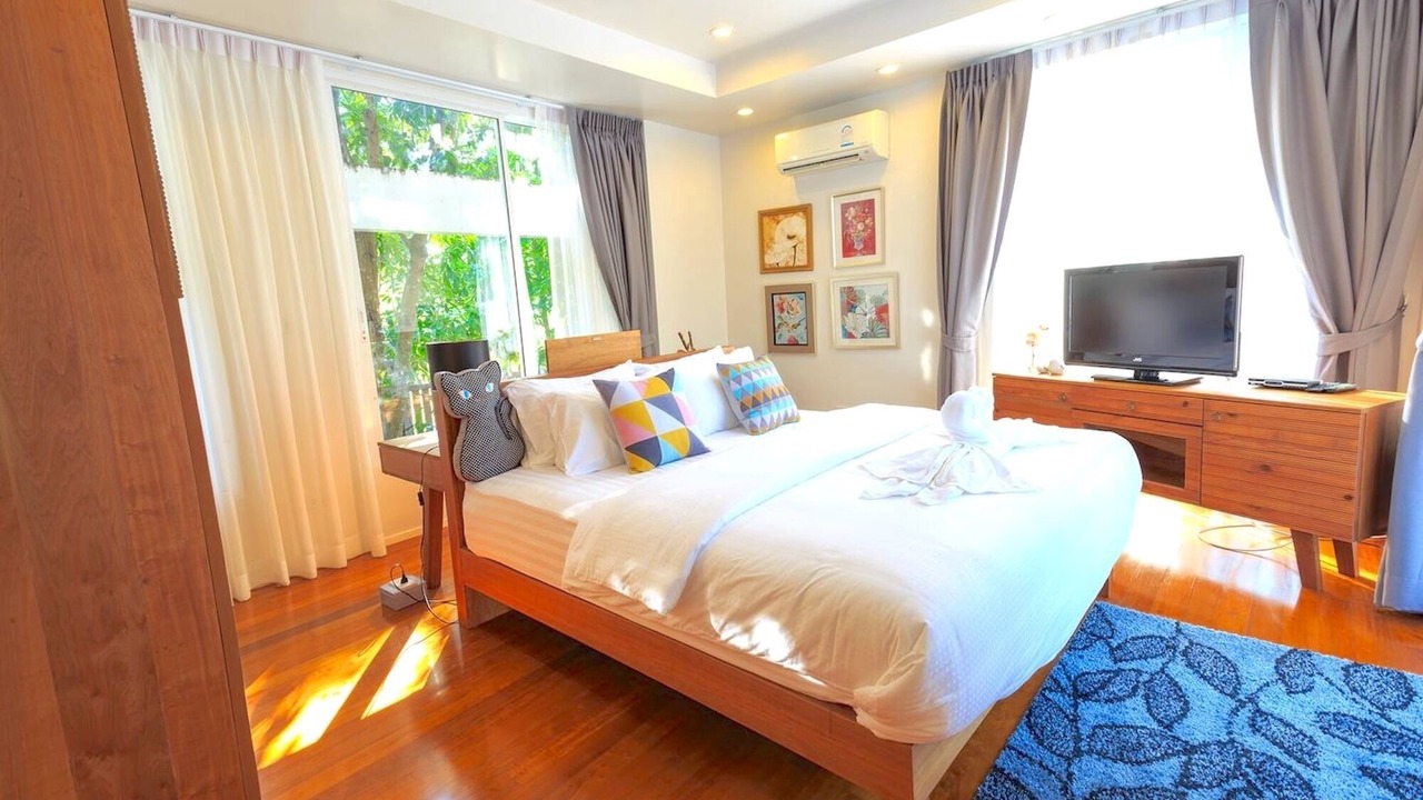 Photo of Bedroom in Chalong