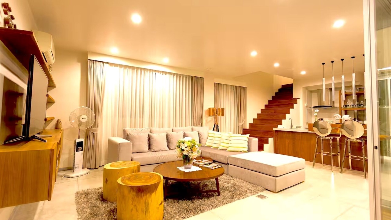 Photo of Livingroom in Chalong