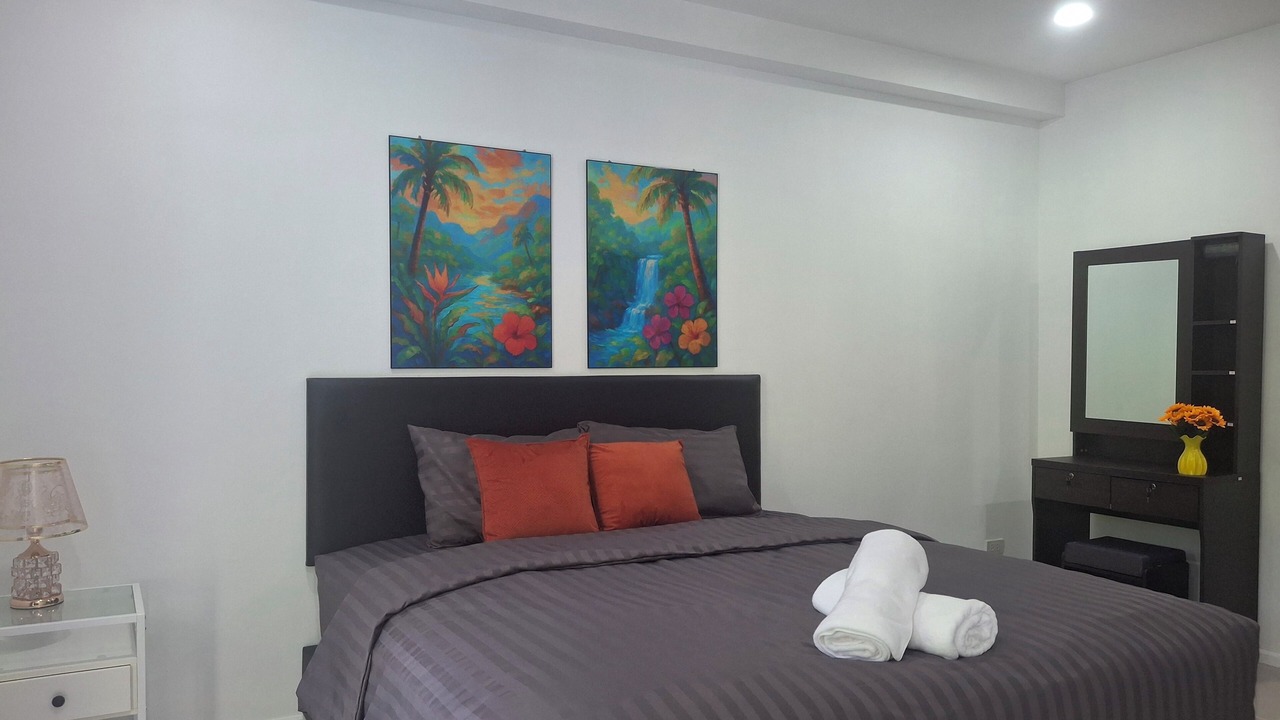 Photo of Bedroom in Chalong