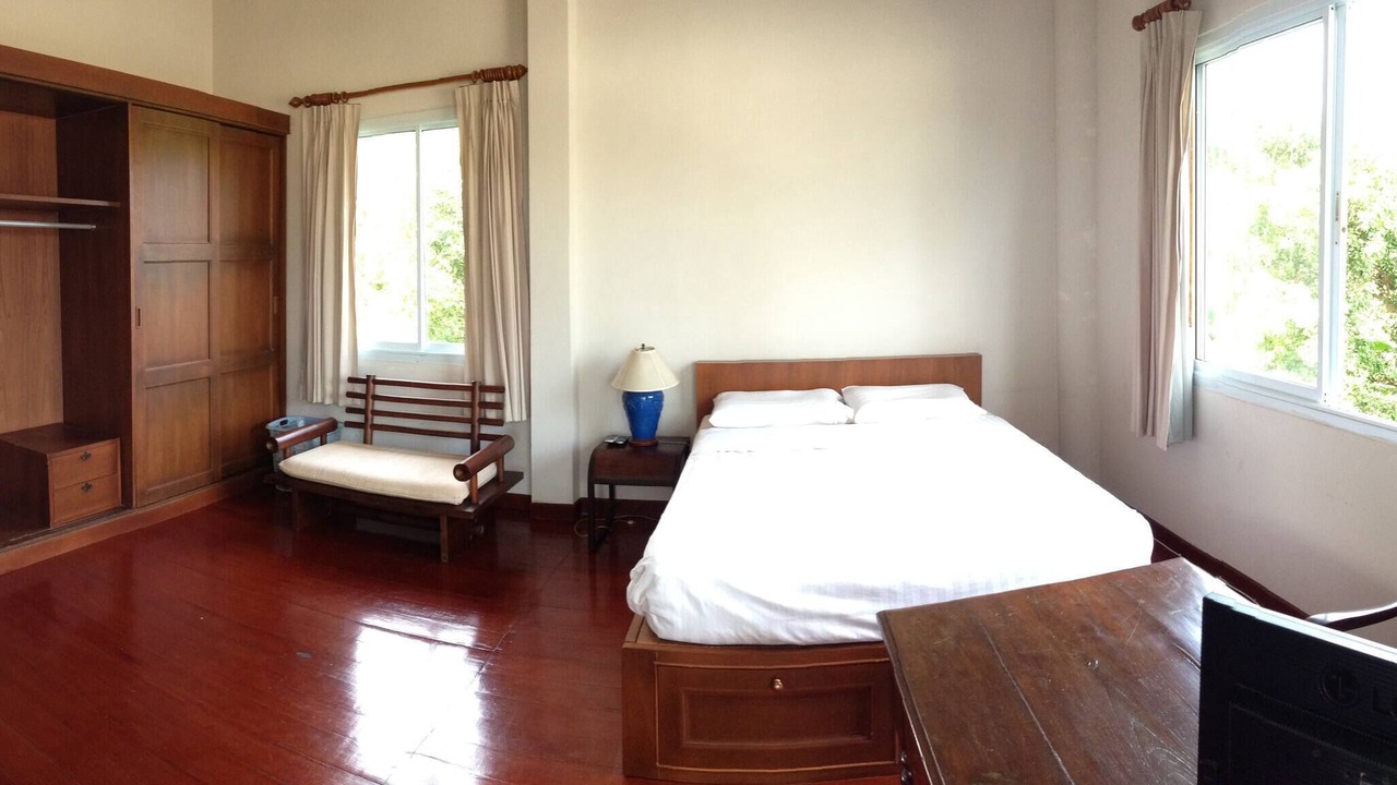 Photo of Bedroom in Na Thon