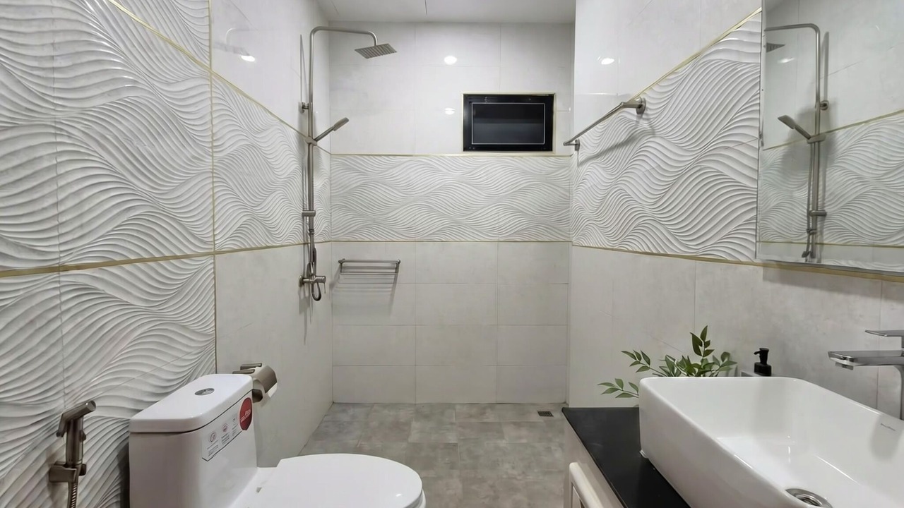 Photo of Bathroom in Wok Tum
