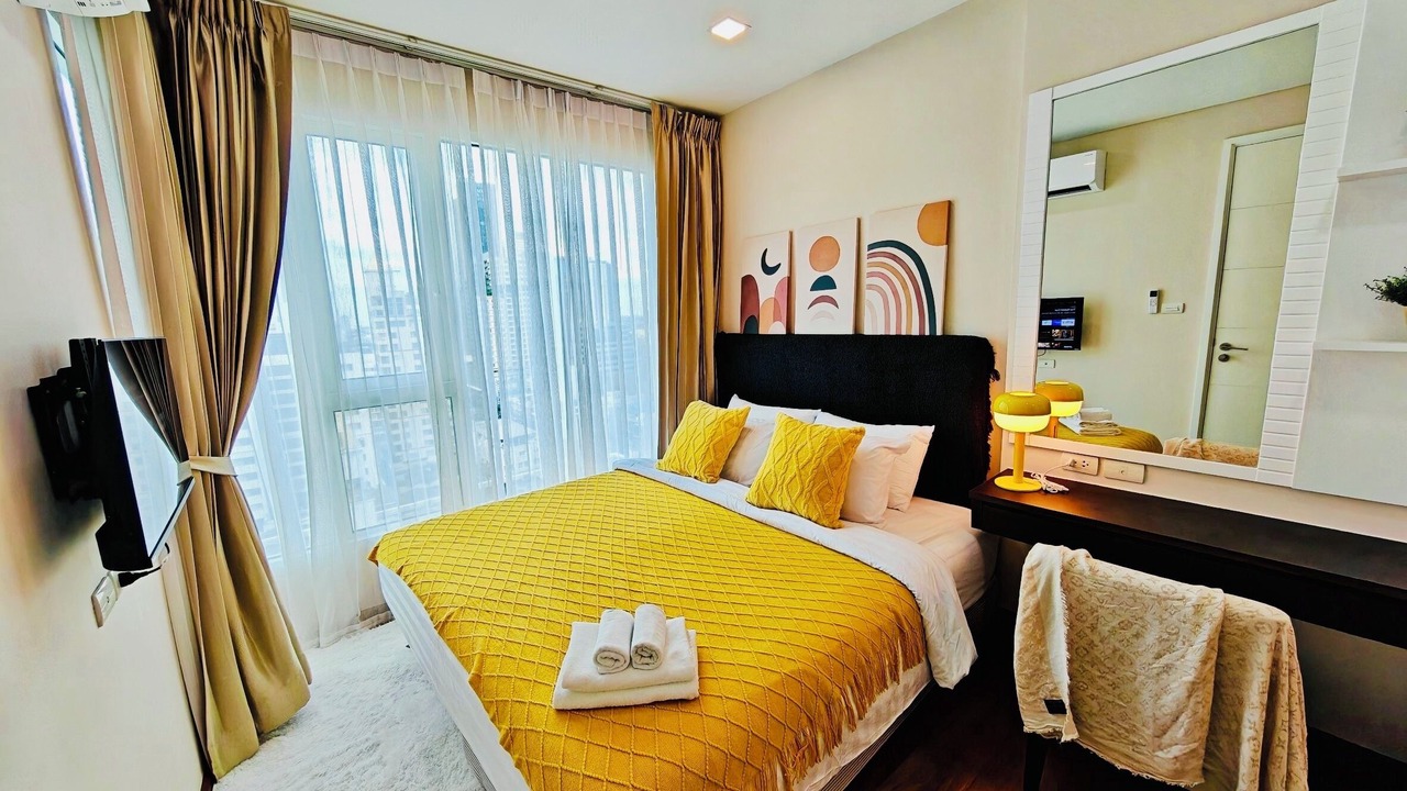 Photo of Bedroom in Khlong Tan Nuea