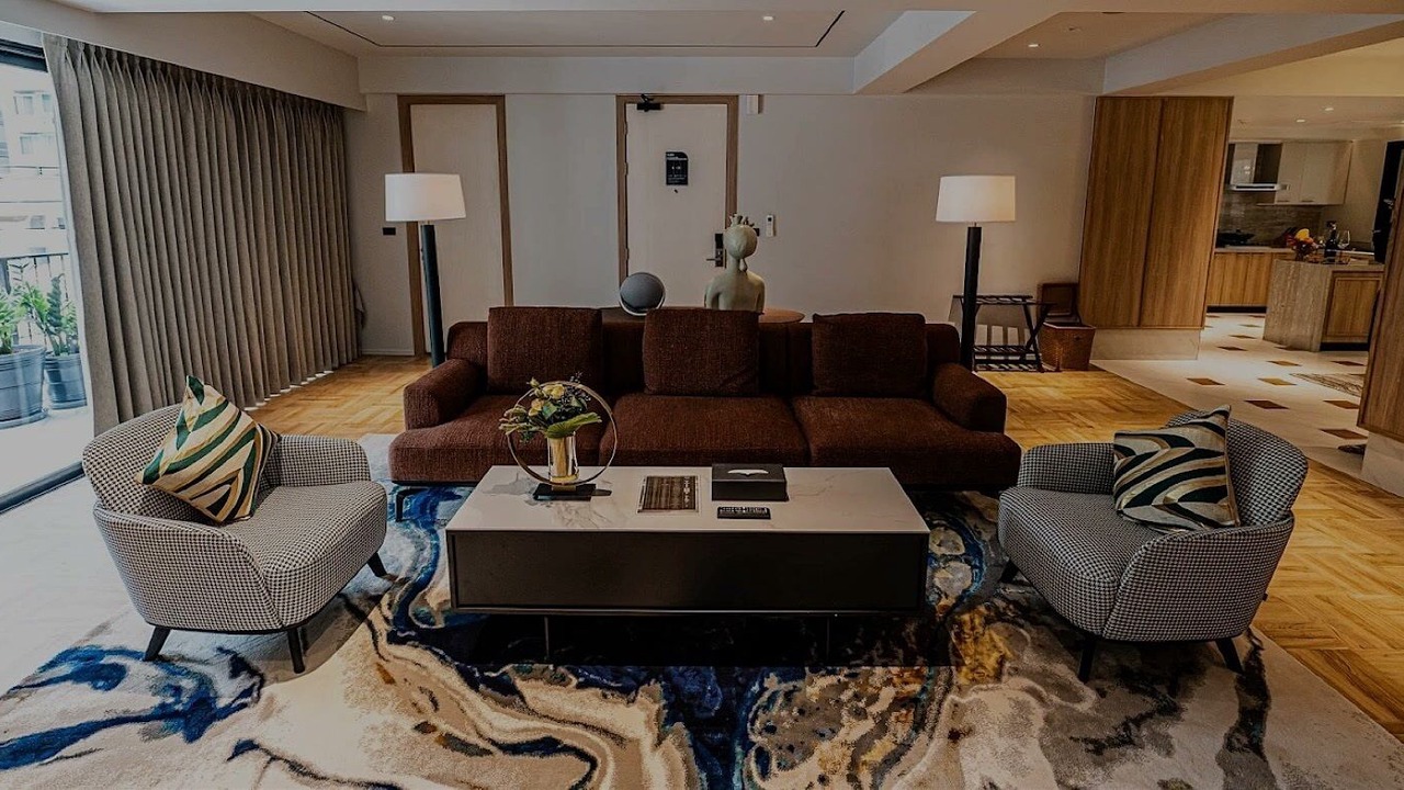 Photo of Others in Nana