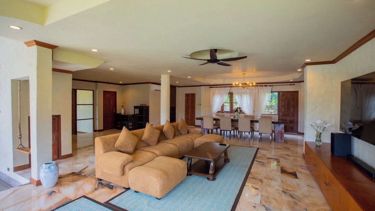 Photo of Livingroom in Chalong