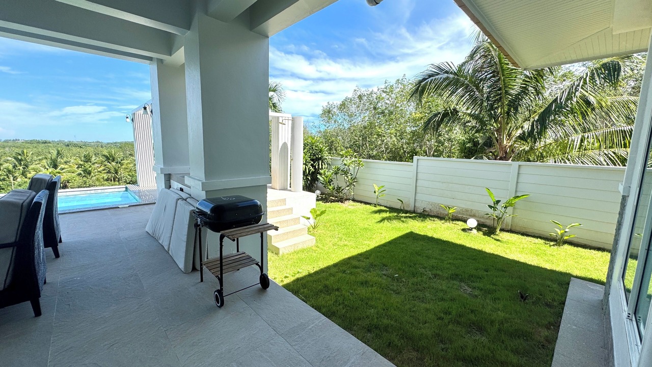 Photo of Patio Balcony in Mai Khao