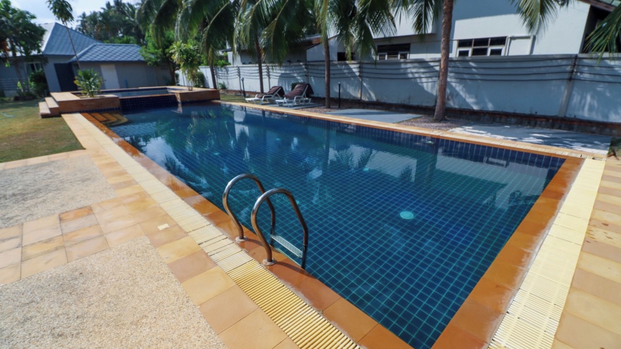 Photo of Outdoor in Thong Chai