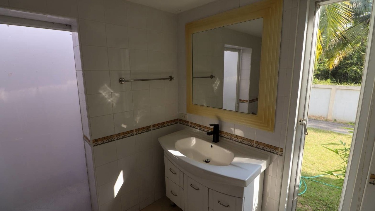 Photo of Bathroom in Thong Chai
