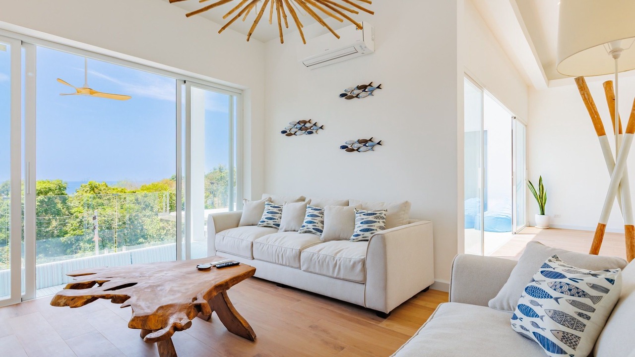 Photo of Livingroom in Haad Tian