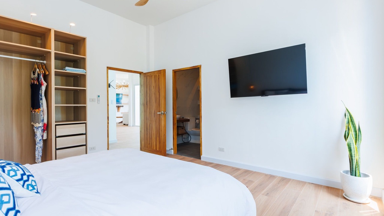 Photo of Bedroom in Haad Tian