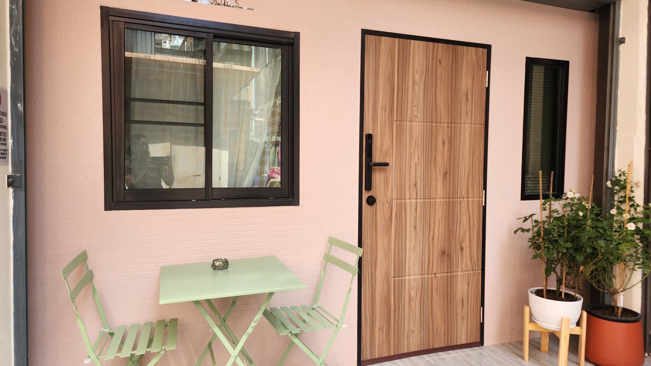 Photo of Patio Balcony in Yan Nawa