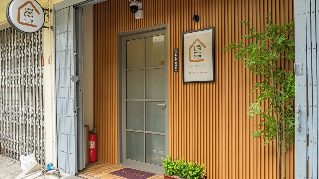 Photo of Outdoor in Pom Prap Sattru Phai