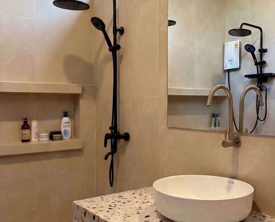 Photo of Bathroom in Srithanu