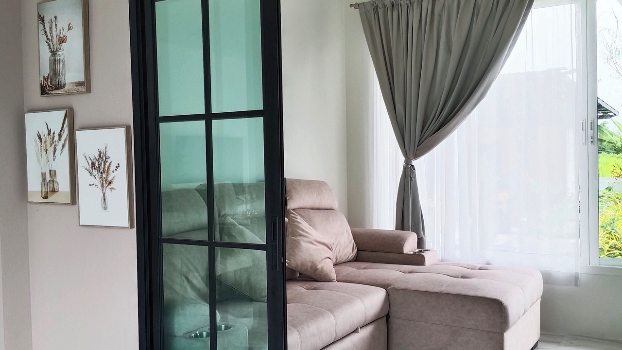 Photo of Livingroom in Hin Lek Fai