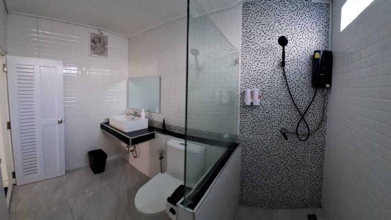 Photo of Bathroom in Khanom
