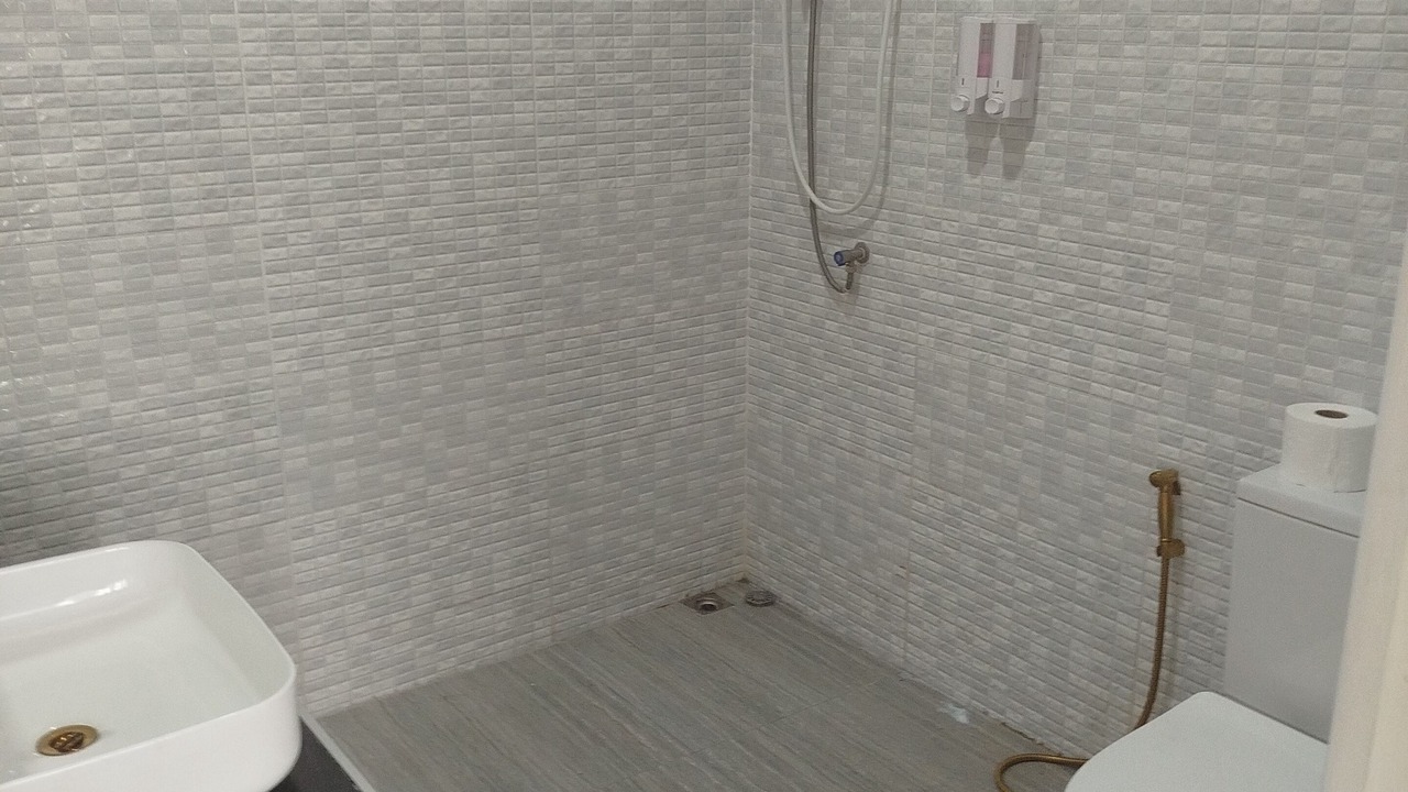 Photo of Bathroom in Khanom