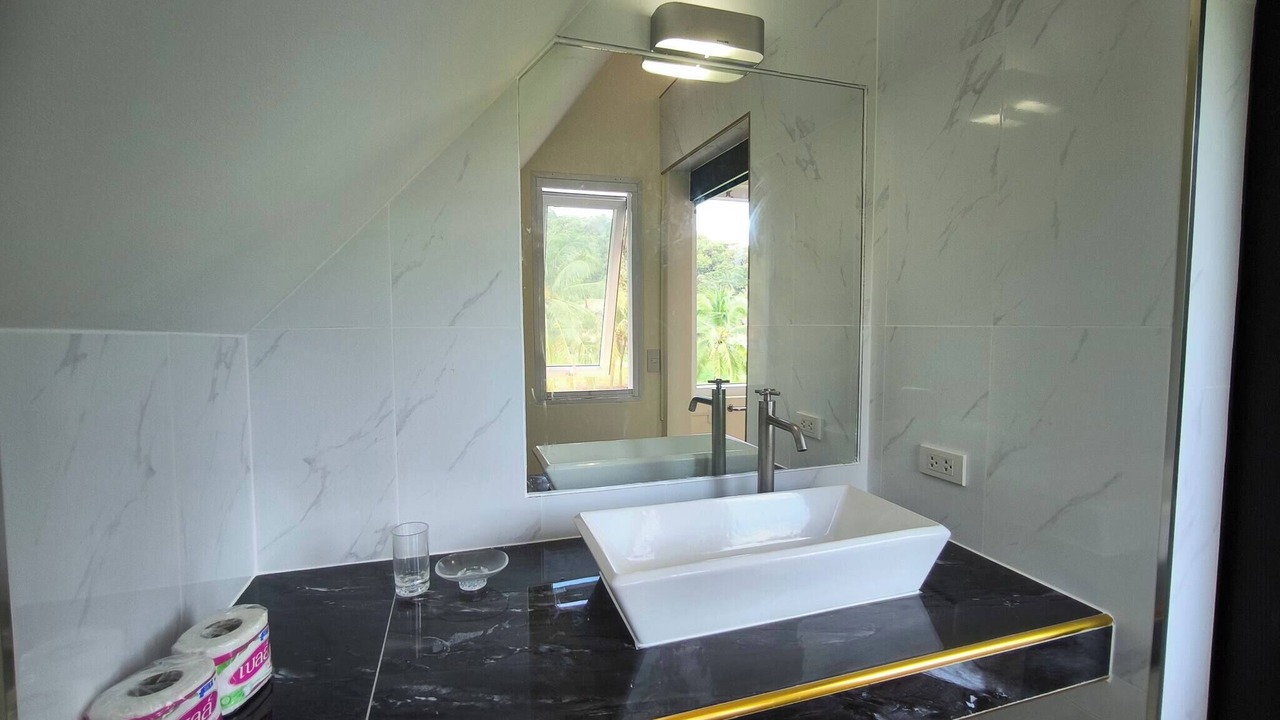 Photo of Bathroom in Klong Son