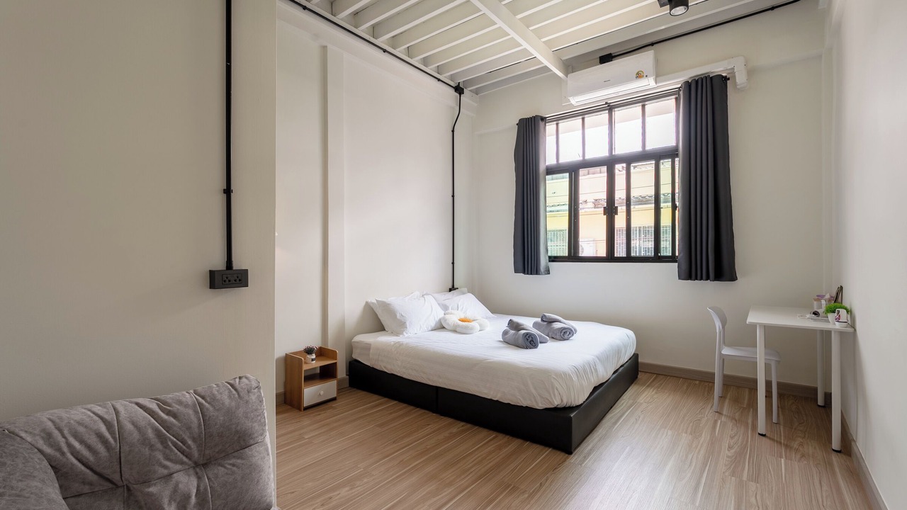 Photo of Bedroom in Bangkok City Centre