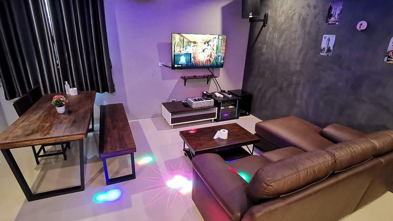 Photo of Livingroom in Hin Lek Fai