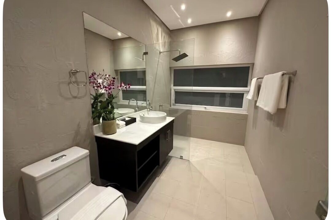 Photo of Bathroom in Koh Kaew