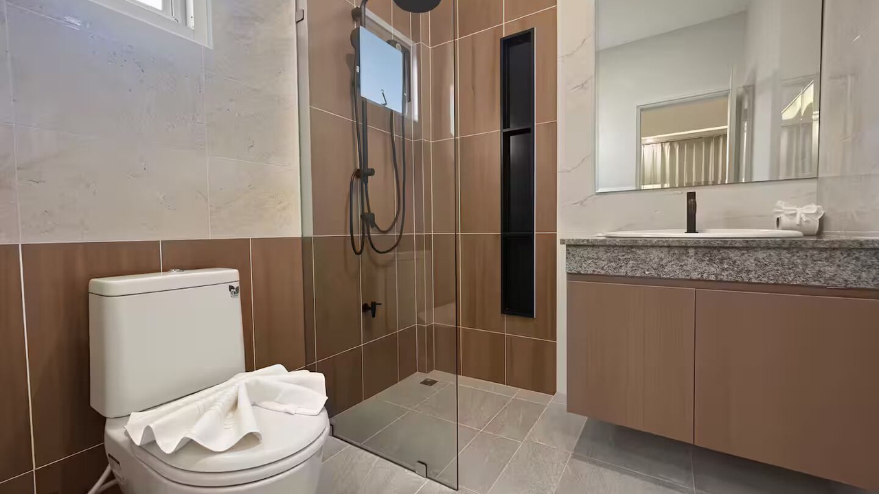 Photo of Bathroom in Si Sunthon