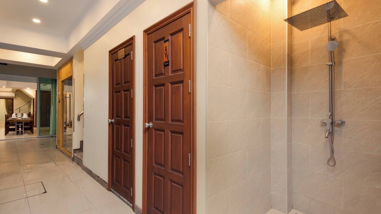 Photo of Bathroom in Pratumnak Hill