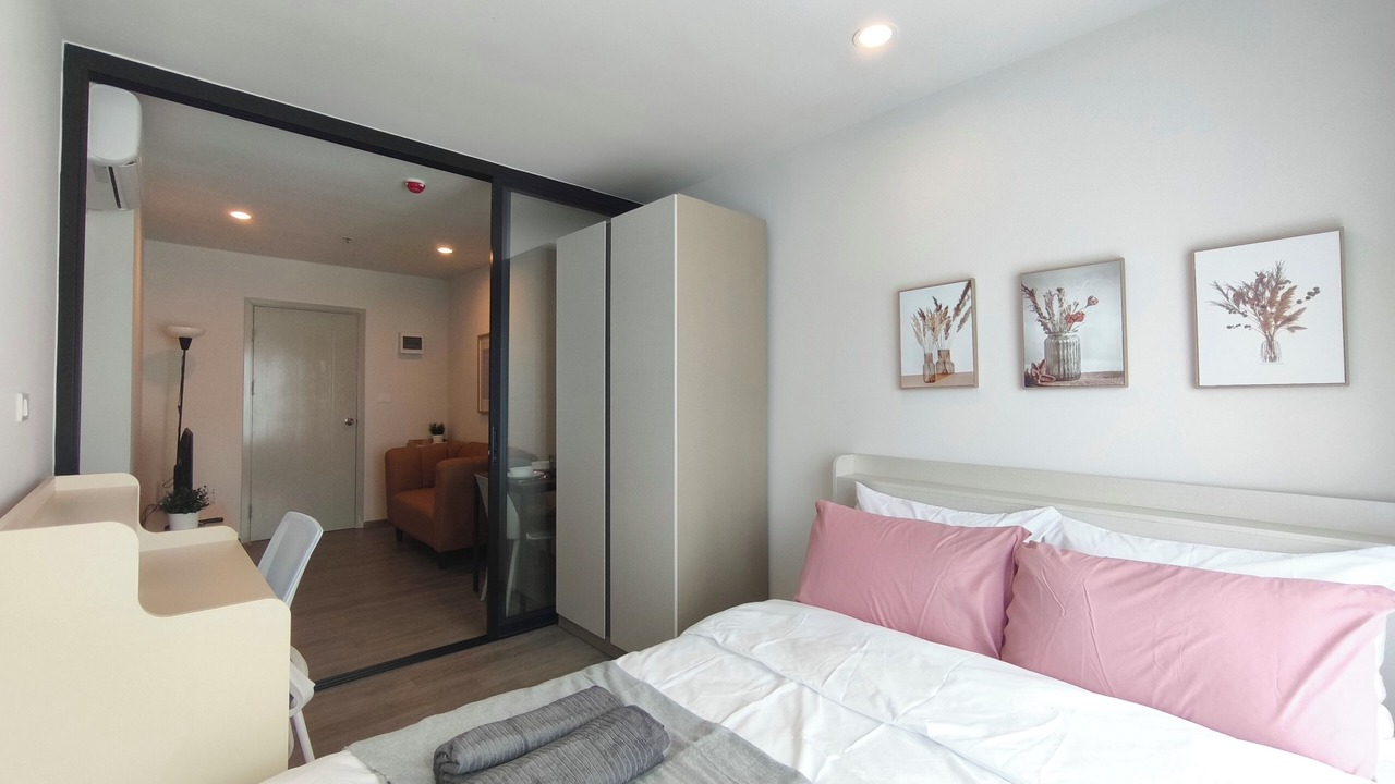 Photo of Bedroom in Talat Phlu