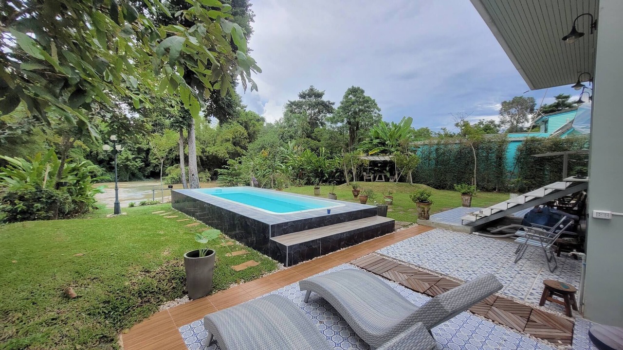 Photo of Outdoor in Khanong Phra