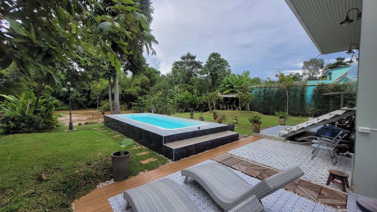 Photo of Outdoor in Khanong Phra