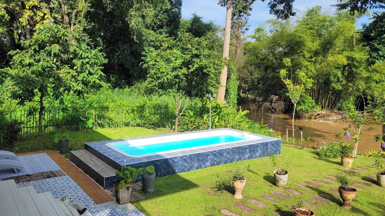 Photo of Outdoor in Khanong Phra