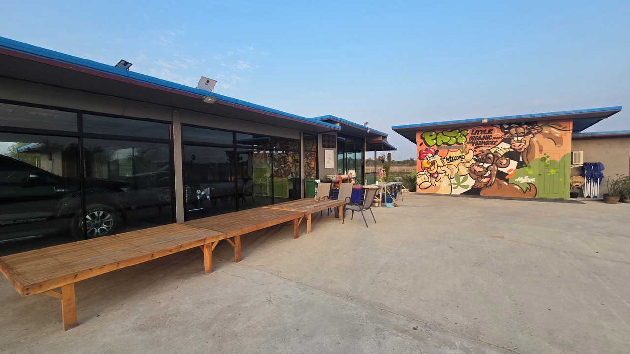 Photo of Outdoor in Non Rang