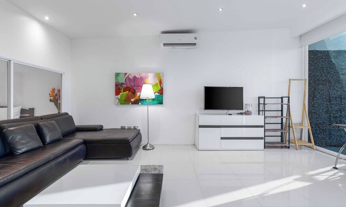 Photo of Livingroom in Karon