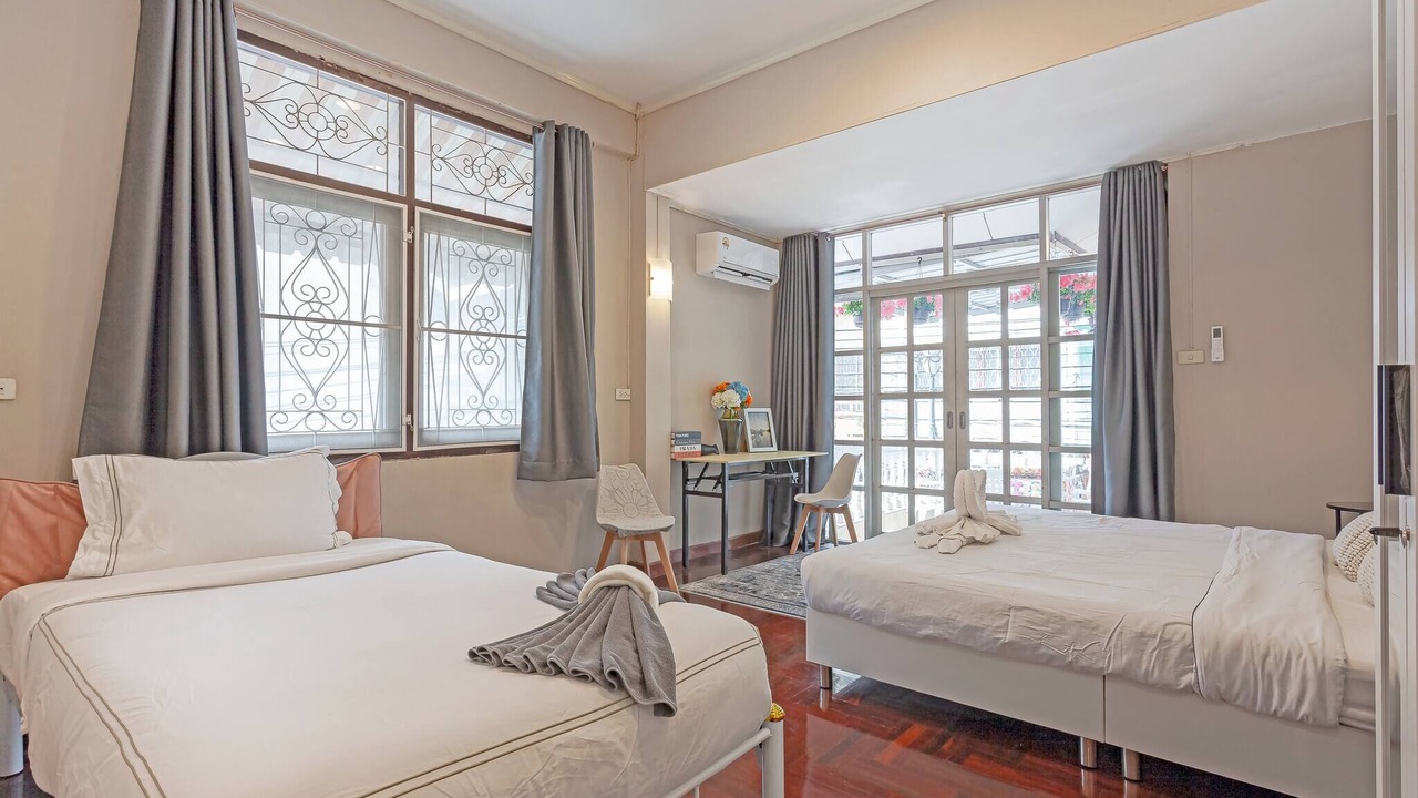 Photo of Bedroom in Khlong Tan