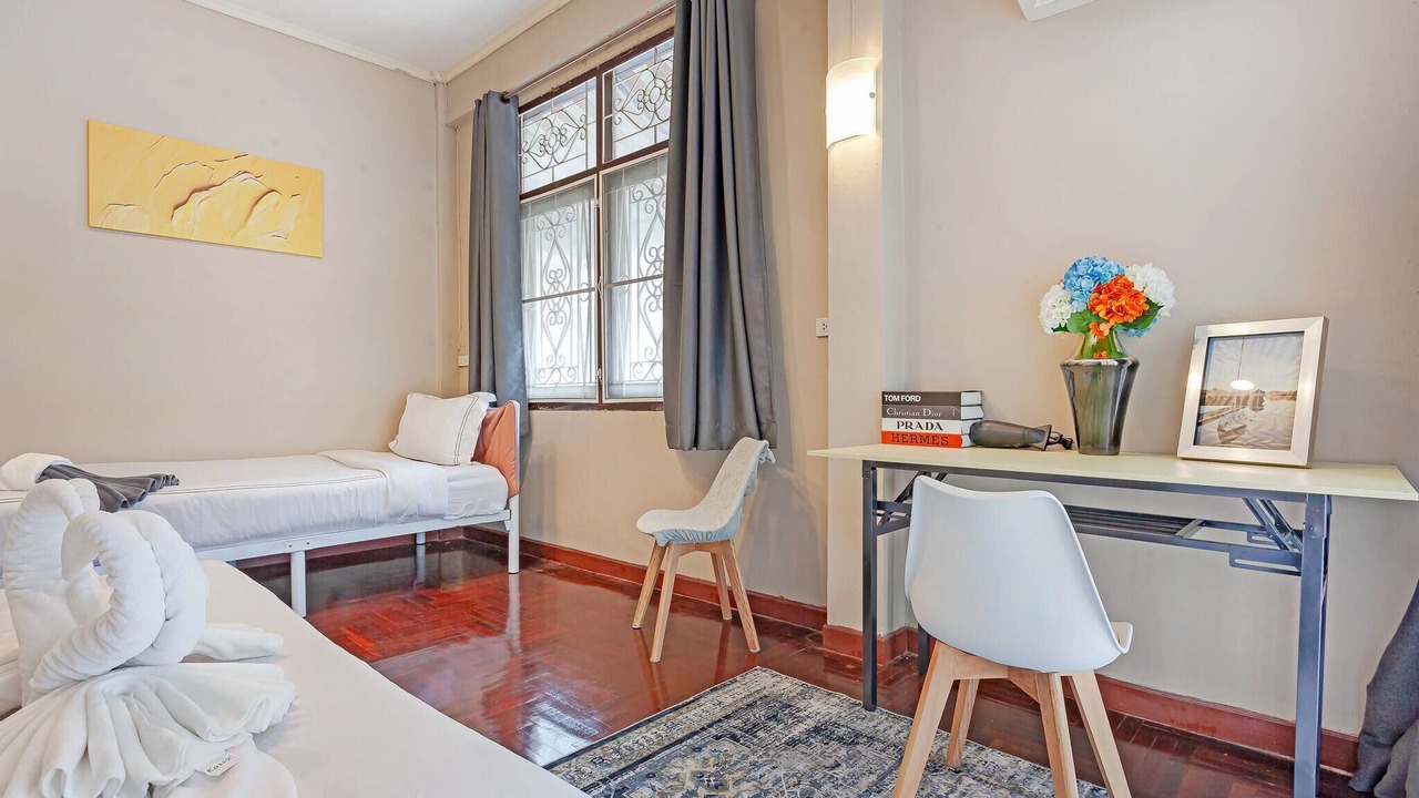 Photo of Bedroom in Khlong Tan
