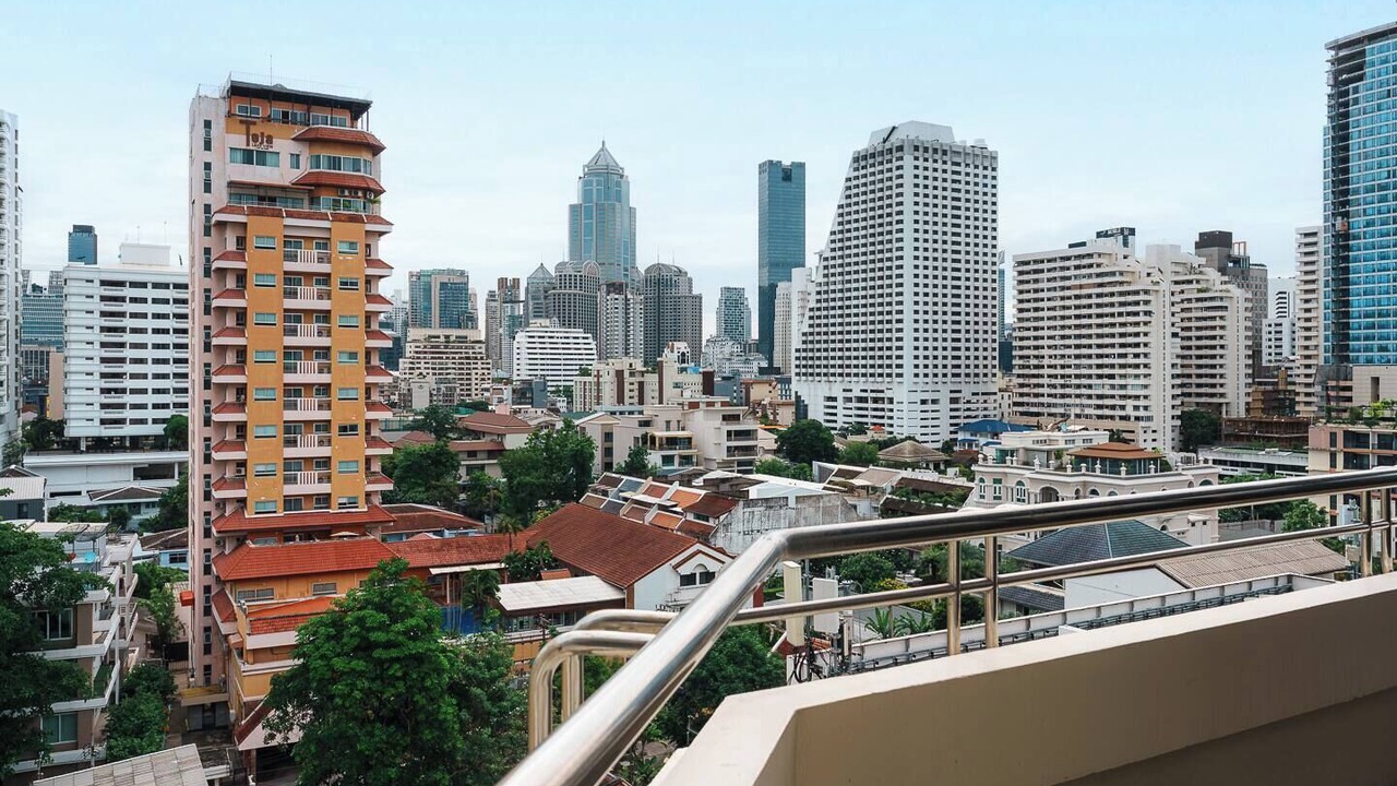 Photo of Others in Ploenchit