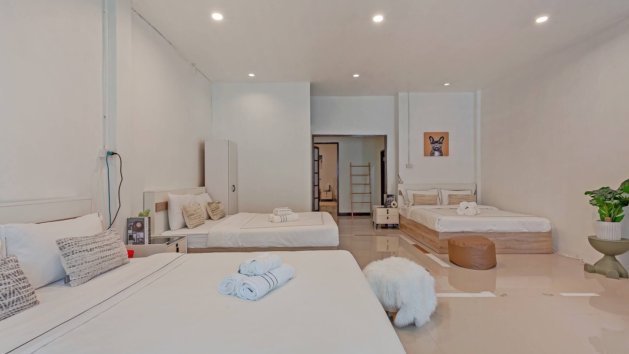 Photo of Bedroom in Phra Khanong