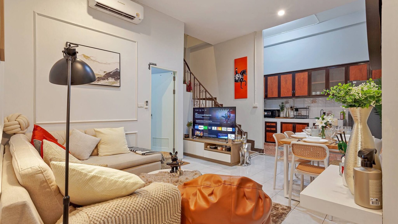 Photo of Livingroom in Phra Khanong