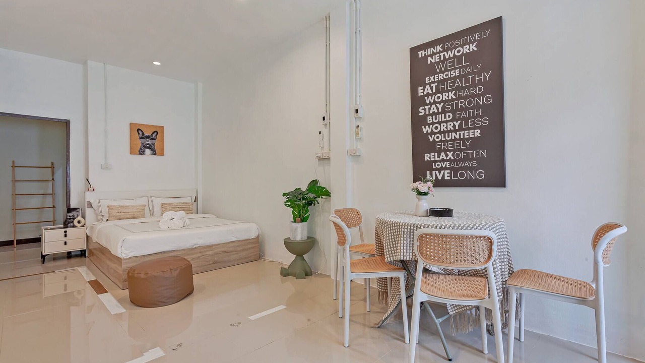 Photo of Bedroom in Phra Khanong