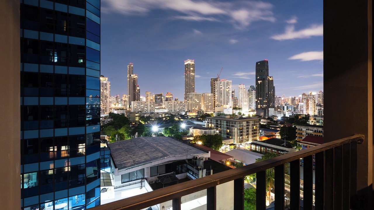 Photo of Patio Balcony in Khlong Tan Nuea
