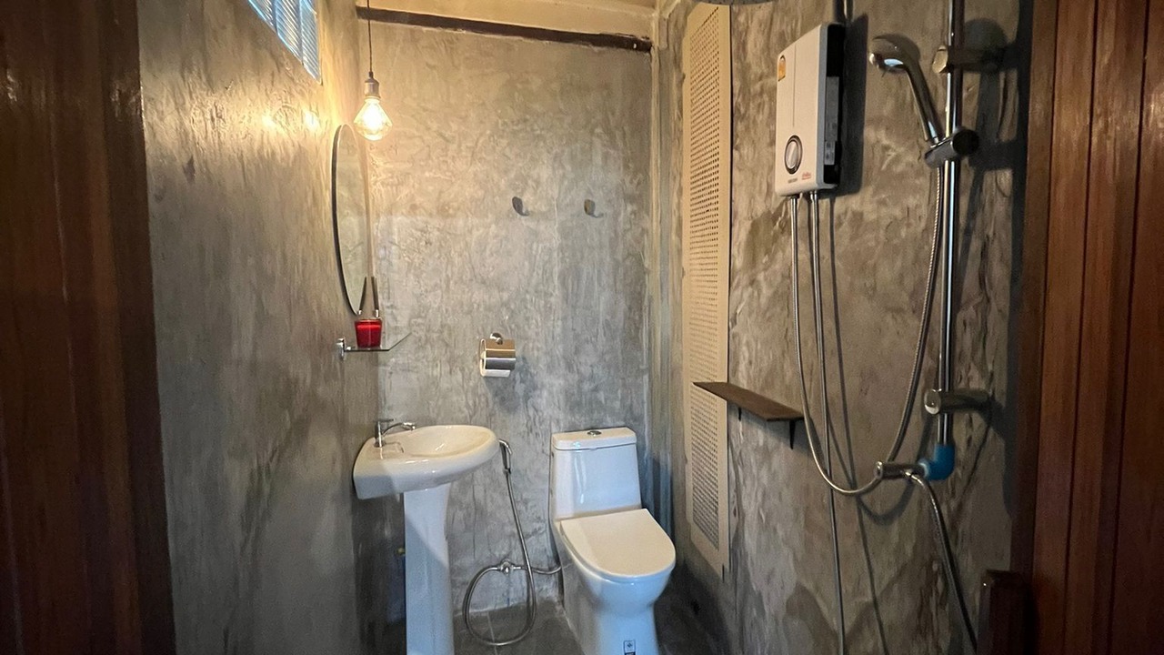 Photo of Bathroom in Phra Khanong Nuea