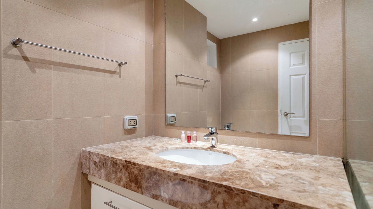 Photo of Bathroom in Kata