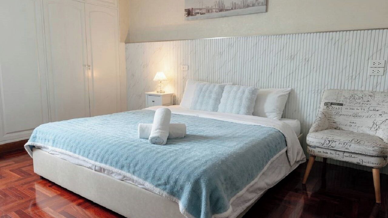 Photo of Bedroom in Bang Rak