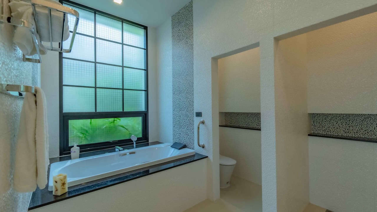 Photo of Bathroom in Laguna