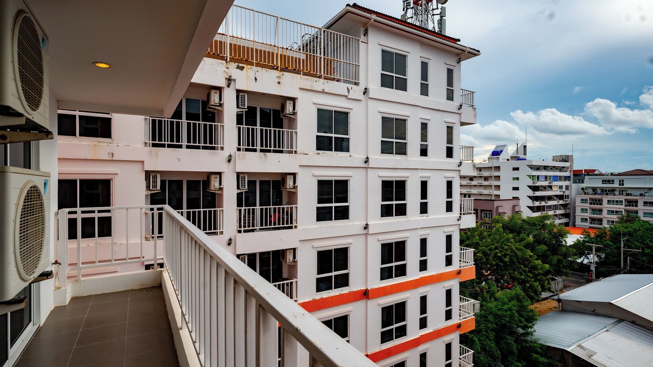 Photo of Patio Balcony in Pratumnak Hill