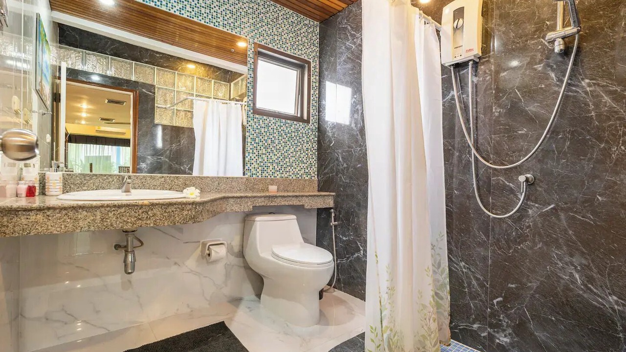 Photo of Bathroom in Kamala
