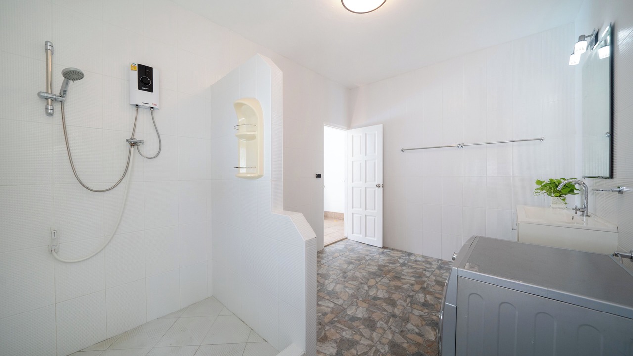 Photo of Bathroom in Karon