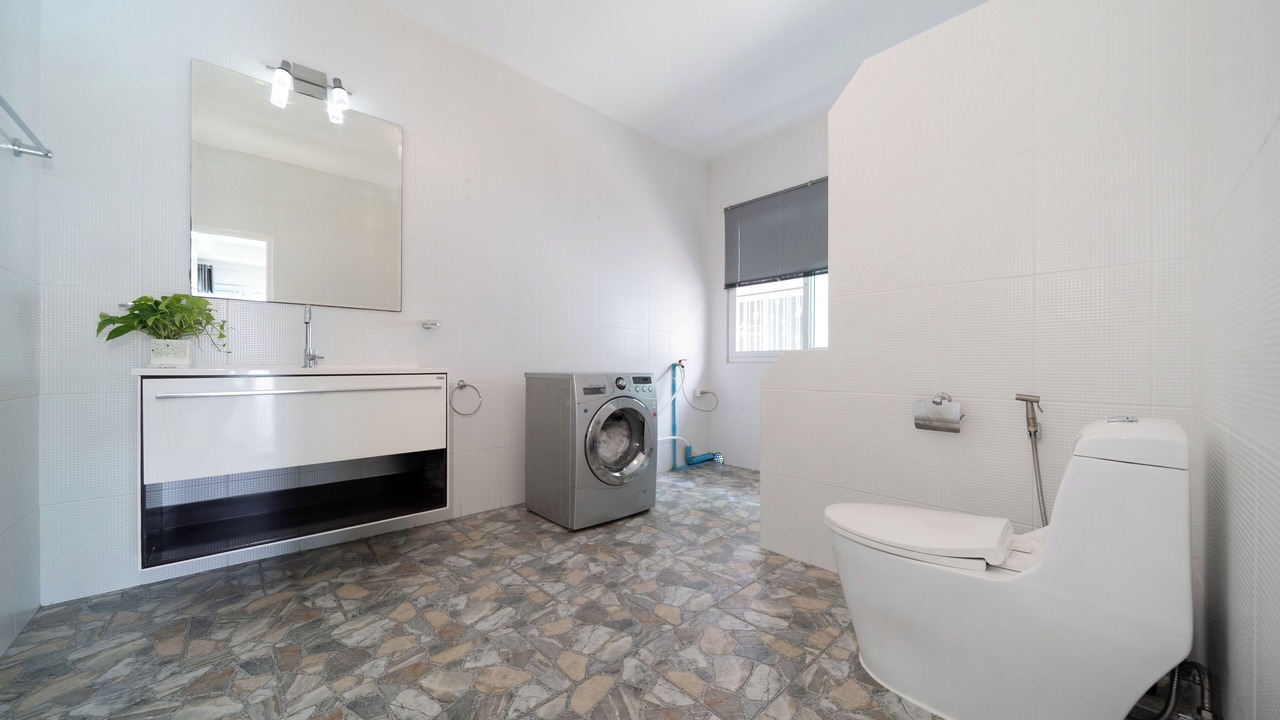 Photo of Bathroom in Karon