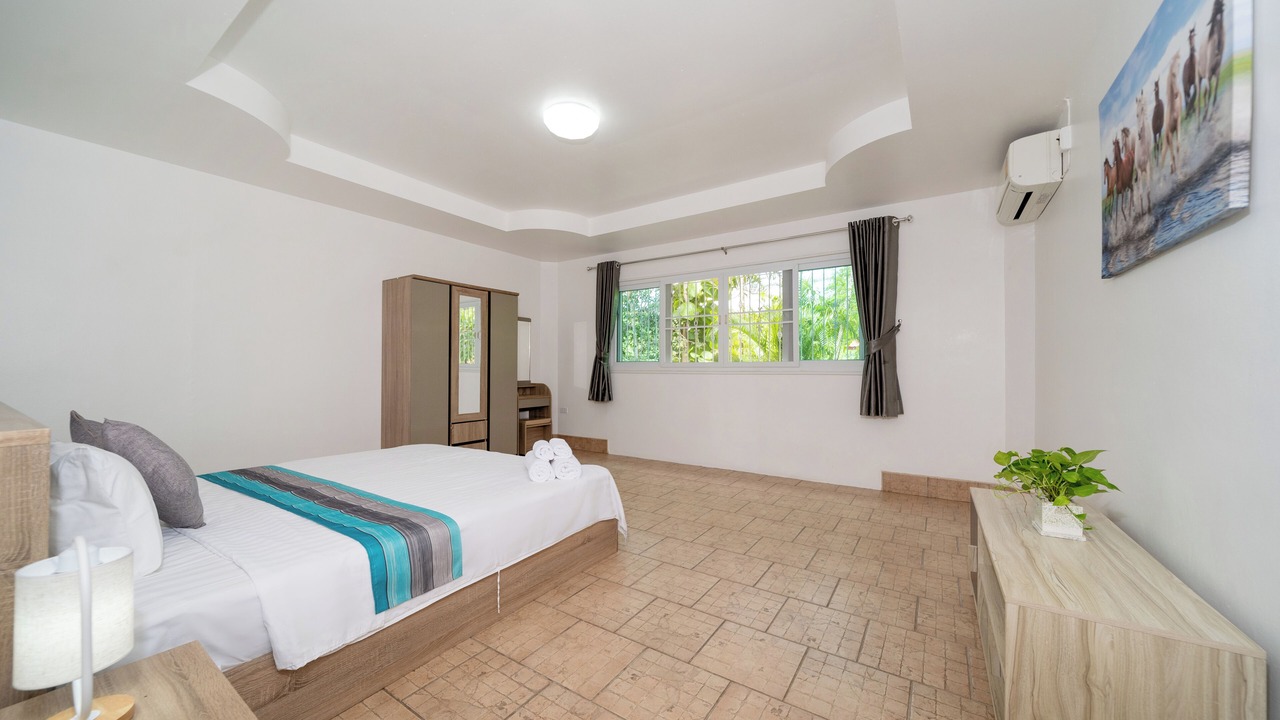 Photo of Bedroom in Karon