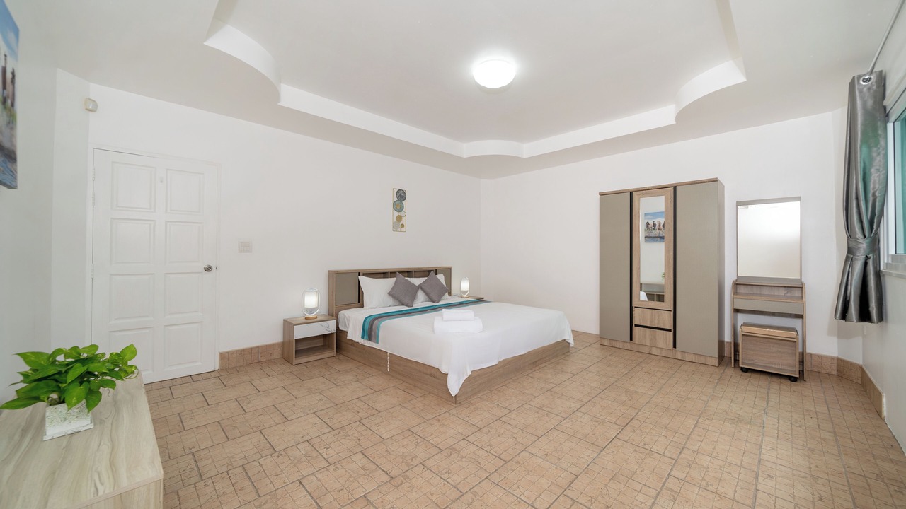 Photo of Bedroom in Karon