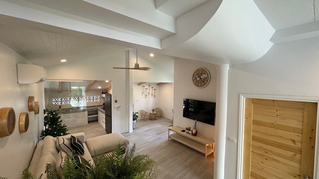 Photo of Livingroom in Chalong
