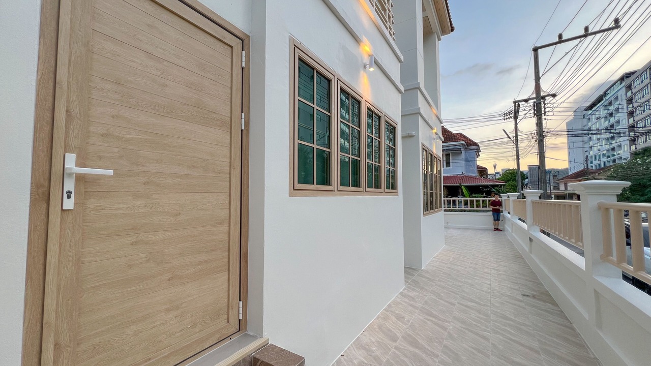 Photo of Outdoor in Nanai Road